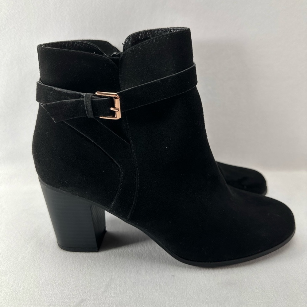 Elegant Black Lauren Conrad Women's Ankle Side Zip Boots